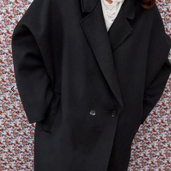 Zara Black Oversized Wool Coat. NWT. Size M-Large. - Picture 6 of 8